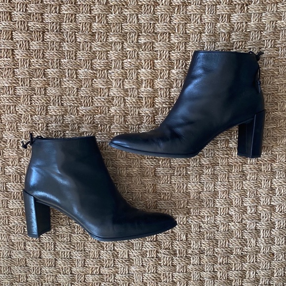 Stuart Weitzman leather boots - Picture 4 of 6